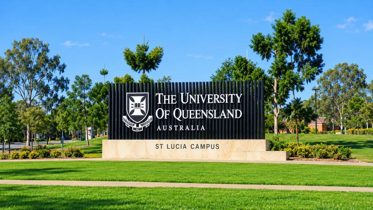 منحة جامعة كوينزلاند البحثية 2027 بتمويل كامل